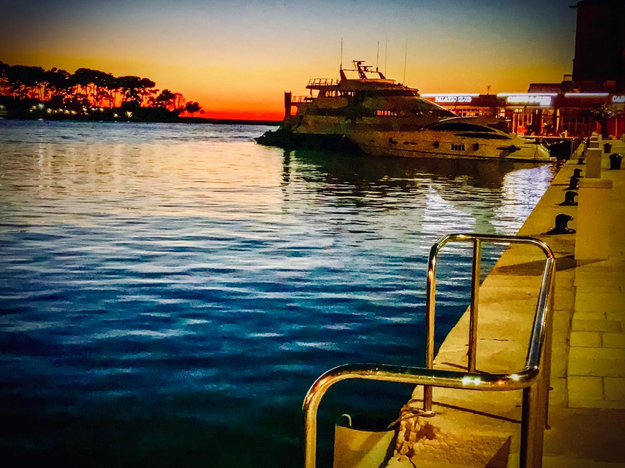 Apartment Markovski Πόρετς Εξωτερικό φωτογραφία