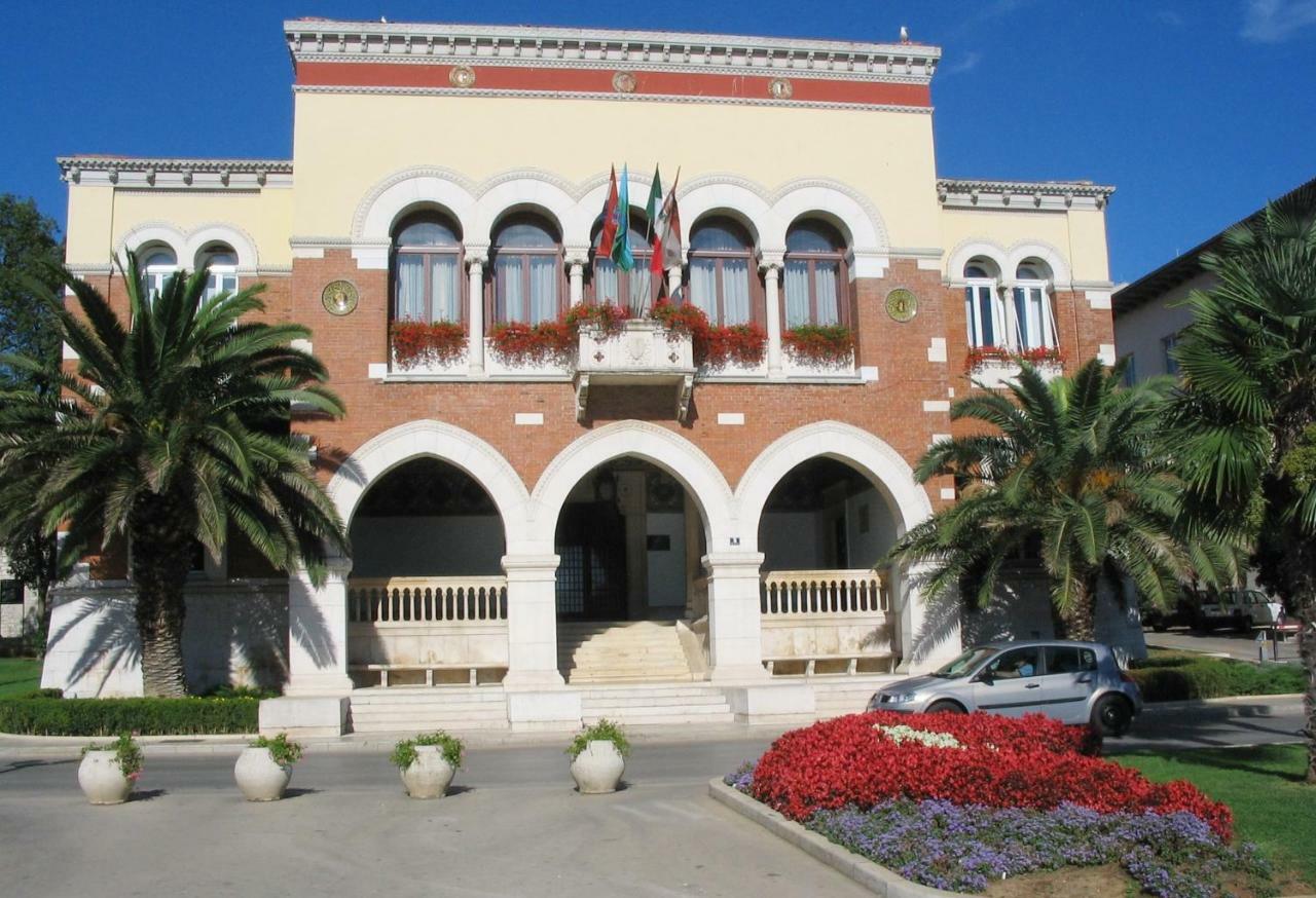 Apartment Markovski Πόρετς Εξωτερικό φωτογραφία